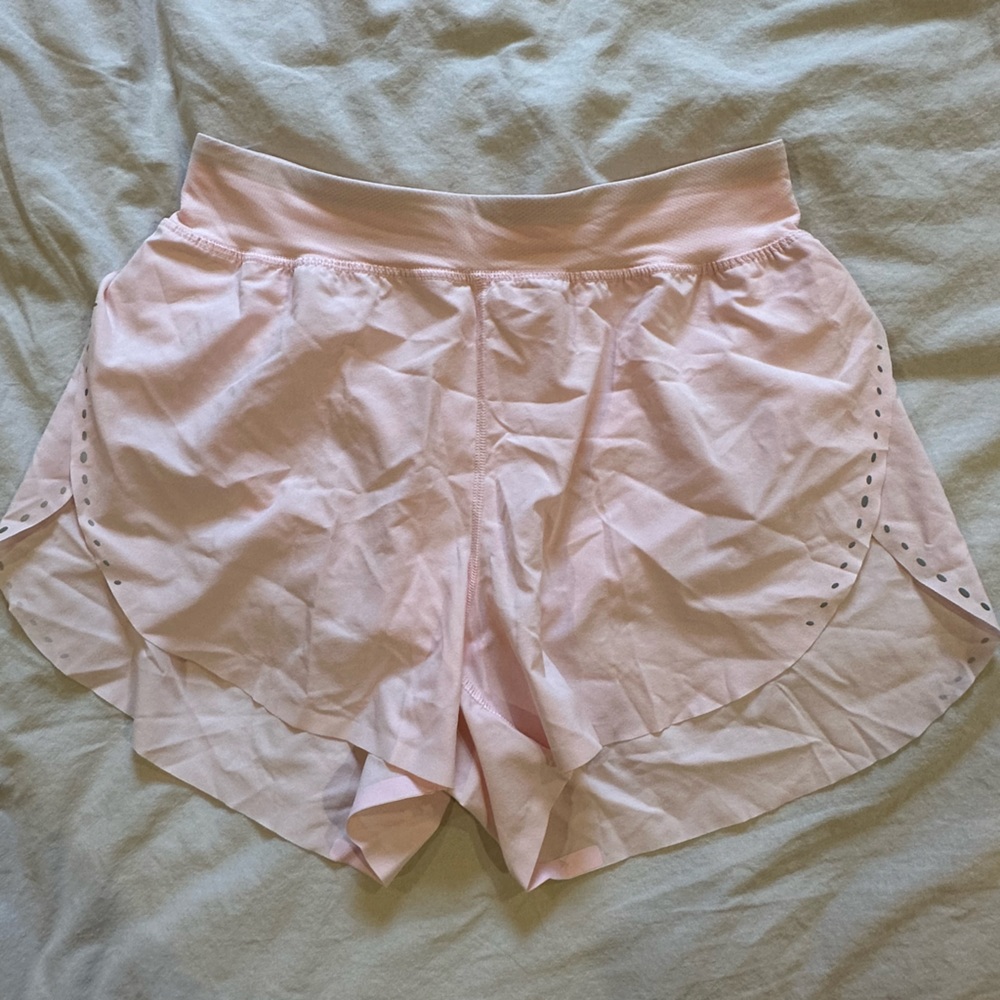 Lululemon Find Your Pace Running Short